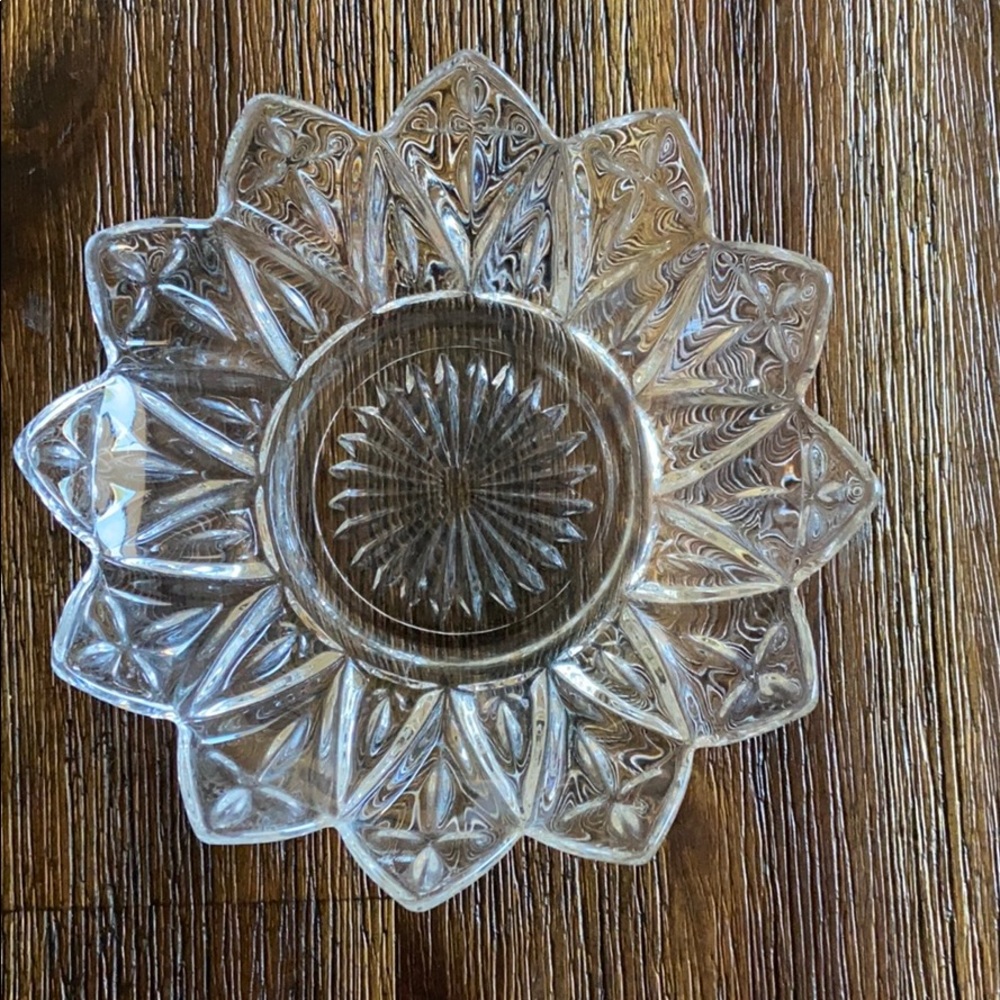 Vintage crystal bowl or ash tray